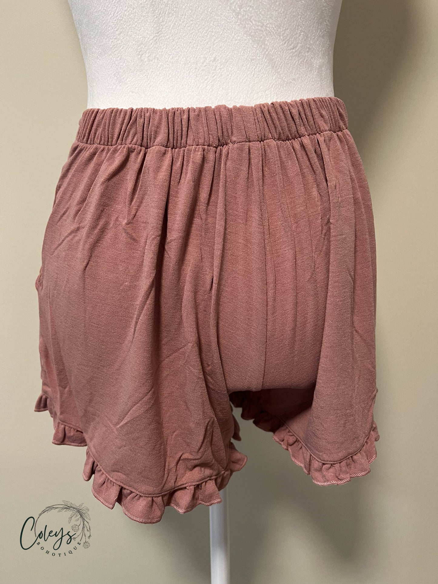 Breeze Ruffle Shorts