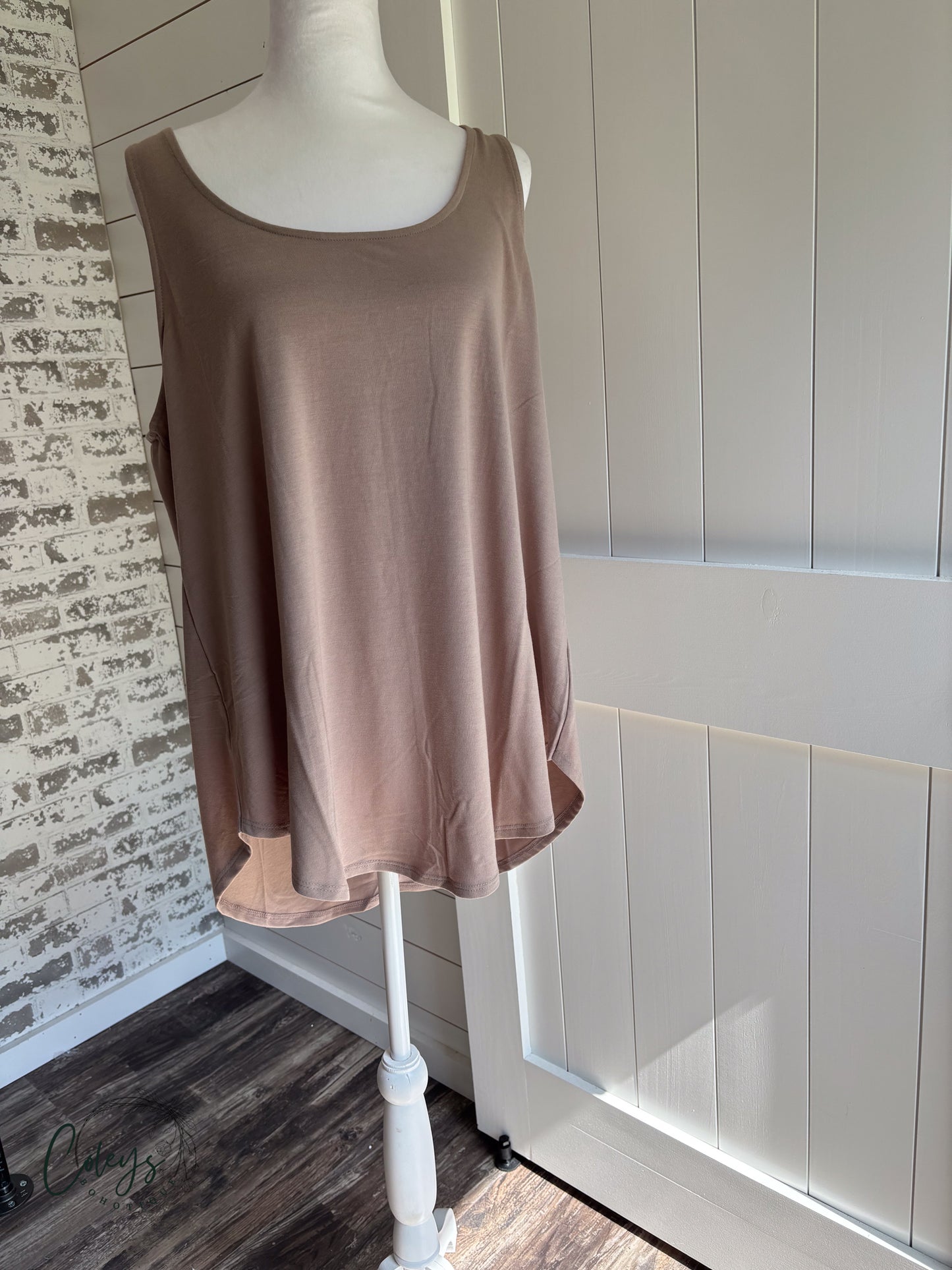 Sundown Muse Tank