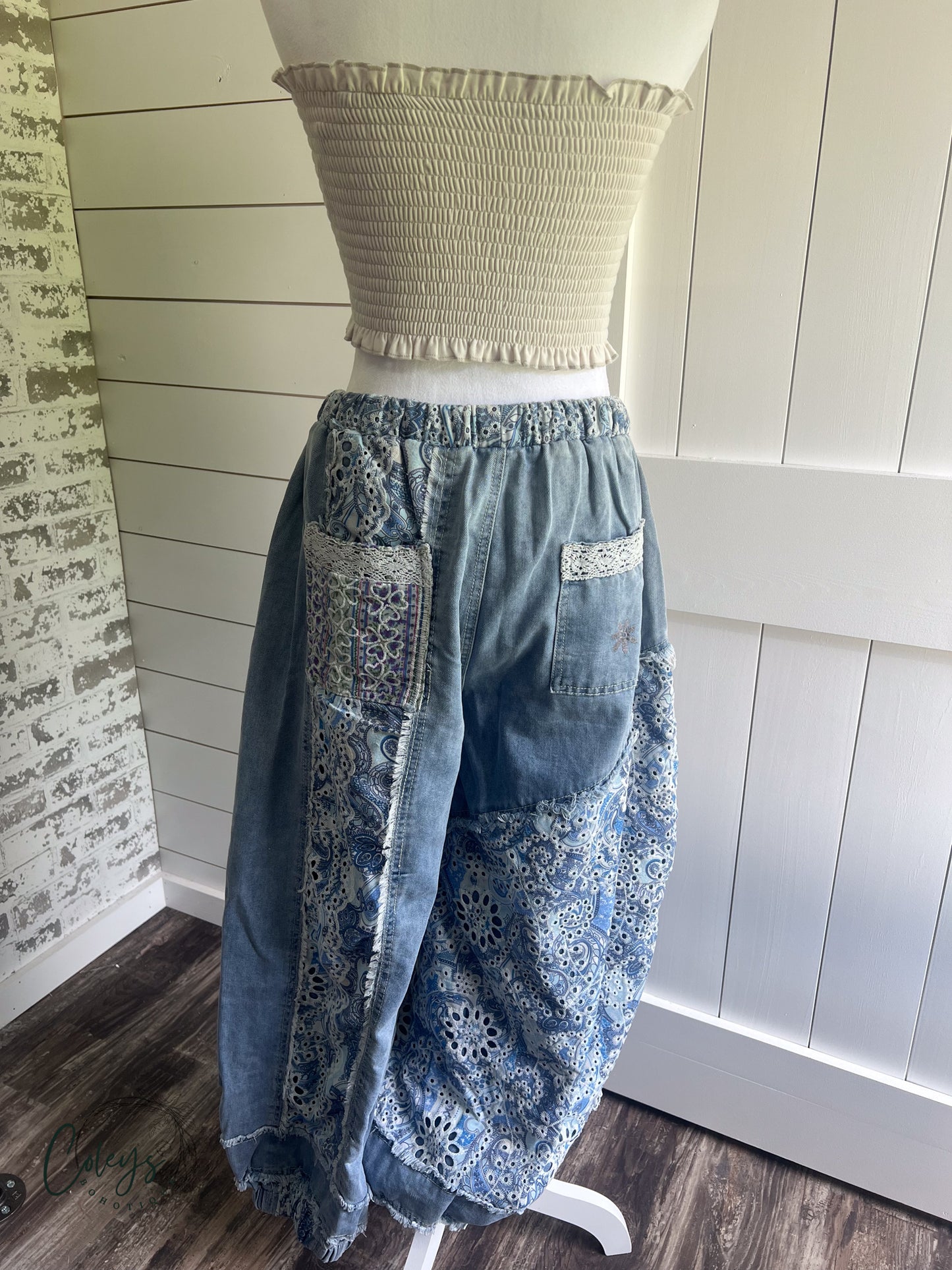 Meadow Mosaic Joggers