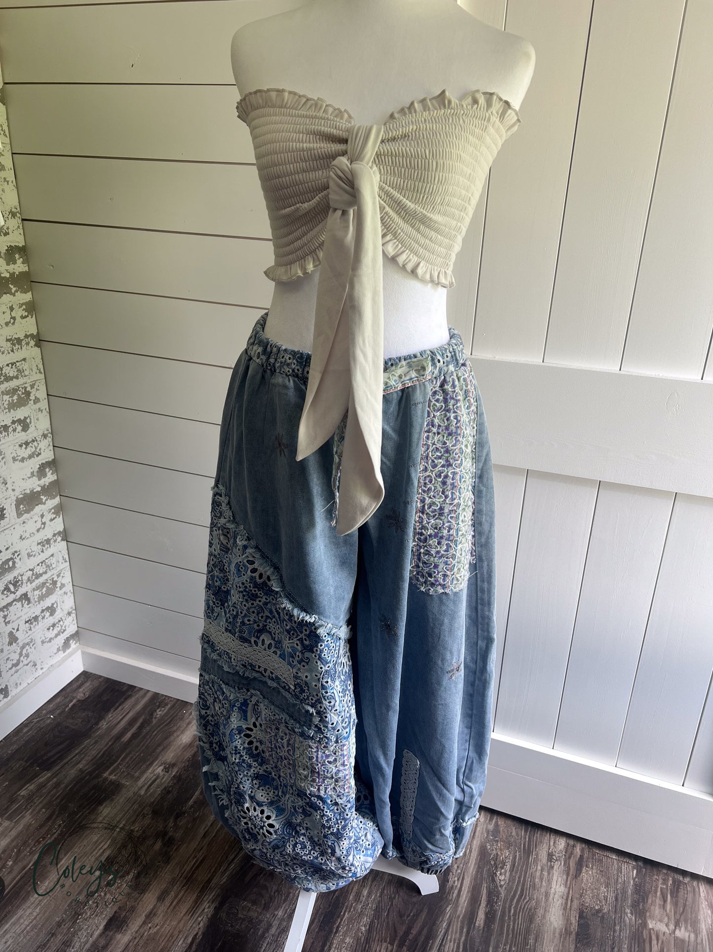 Meadow Mosaic Joggers