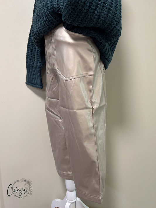Luxe Glide Capris
