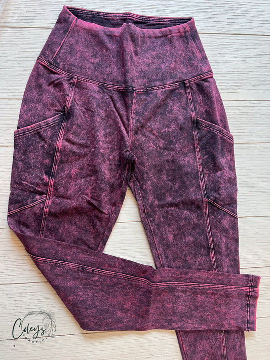 Crimson Eclipse Pocket Leggings